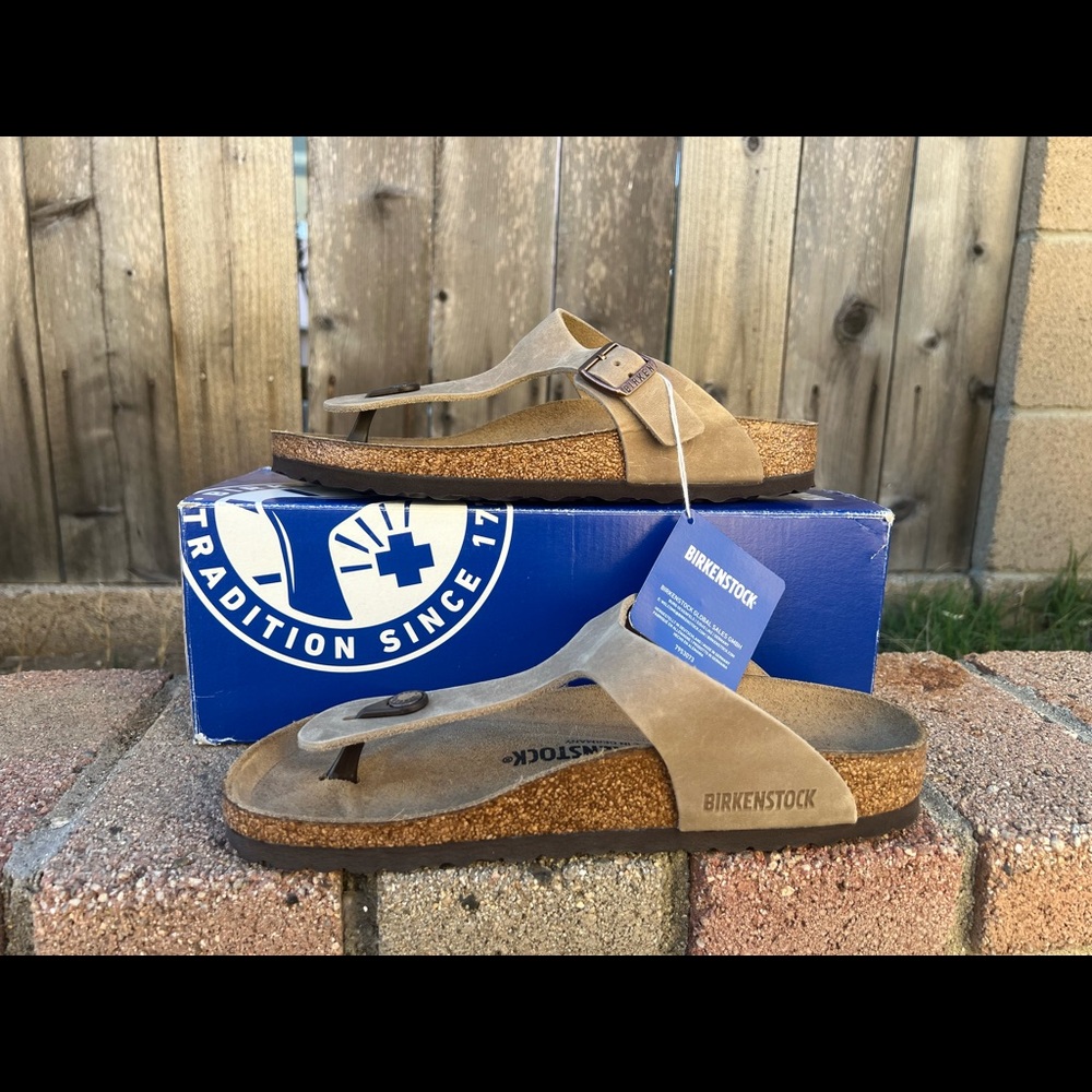 Gizeh Birkenstock 
Tabacco Brown